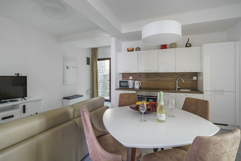 Фото Adria Lux Apartments Sveti Stefan