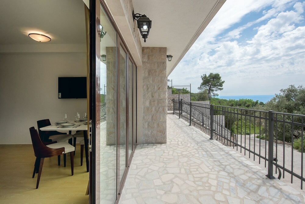 Фото Adria Lux Apartments Sveti Stefan