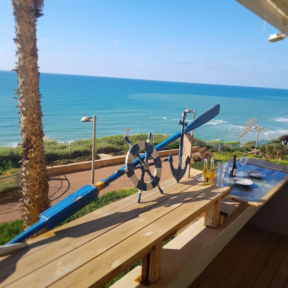 Фото The sunset suit