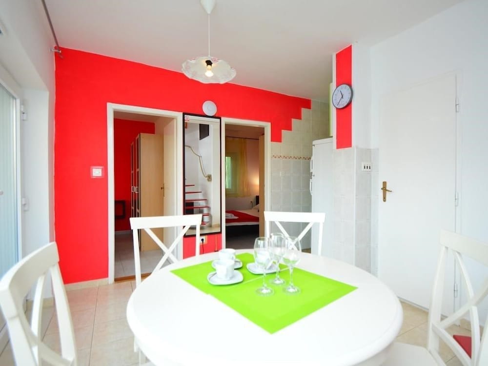 Фото Holiday House Tina Tribunj