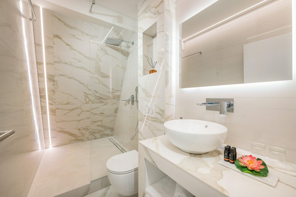 Фото Flos Luxury Rooms