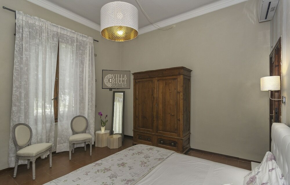 Фото Villa Ricci Suites