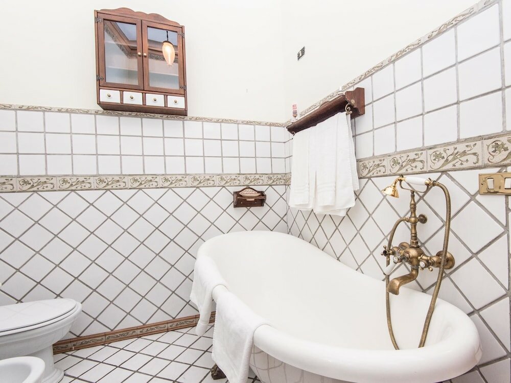 Фото Rsh Spanish Steps Luxury Apartment