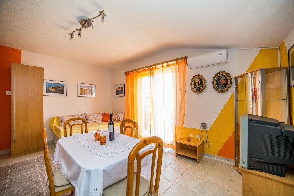 Фото Apartments Villa Mediteran