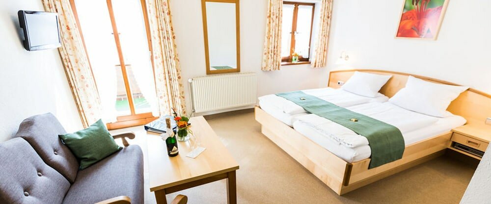 Фото Gästehaus Enzianhof Hotel garni