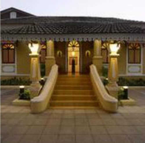 Гостиница Deltin Suites