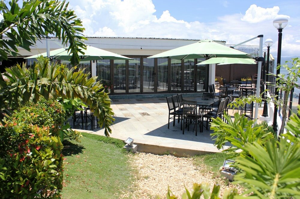 Фото Sunlight Guest Hotel