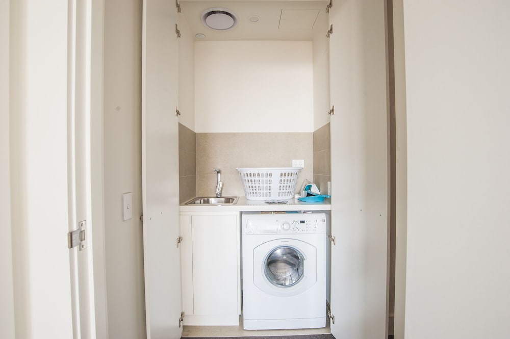 Фото Luxury 2bed2bath Apt @opaltower +view