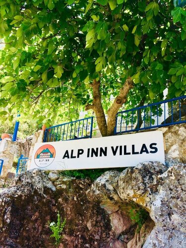 Гостиница Alp Inn Villas в Мармарисе