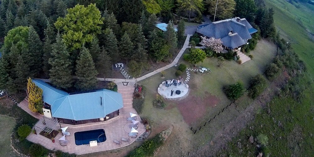 Фото Amazian Mountain River Lodge