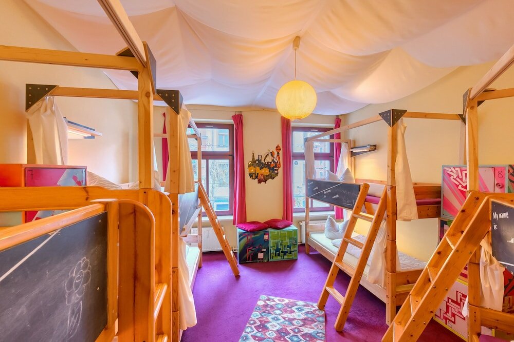 Фото Lollis Homestay - Hostel