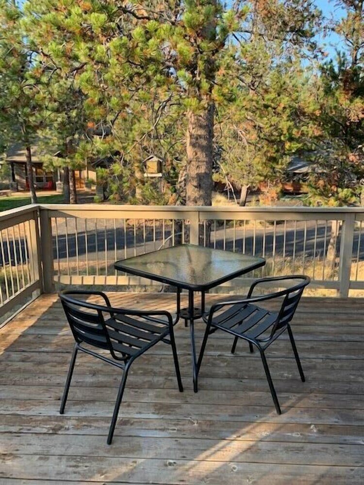 Фото Warbler Lane 15