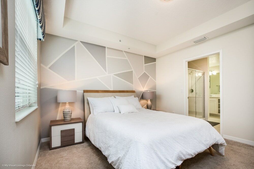 Фото Beautiful 3 Bdrm 2 Bath Condo