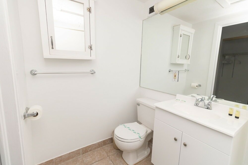 Фото 709 Partial Ocean View Hollywood Beach