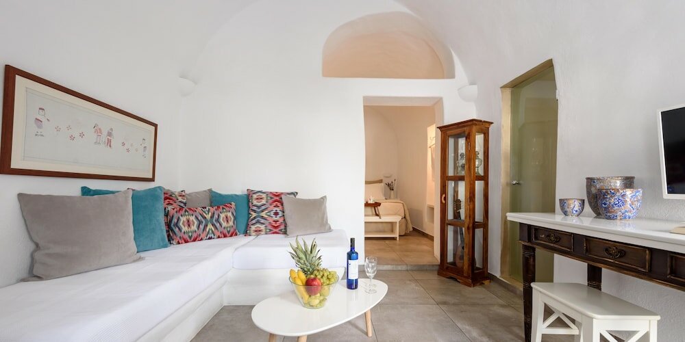 Фото Arvanitis Cave Village