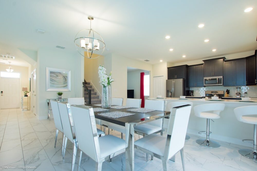 Фото 6 Bedroom Fiji Model at Champions Gate