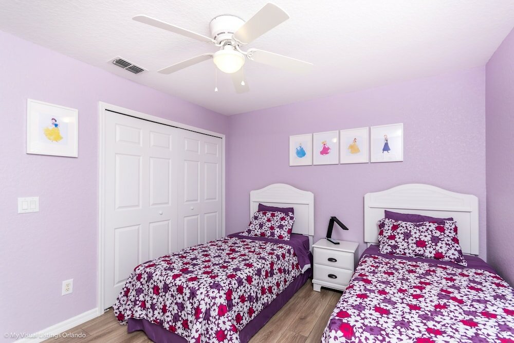 Фото Luxury 5 Bedroom 4 Bath Villa With Bespoke Interi