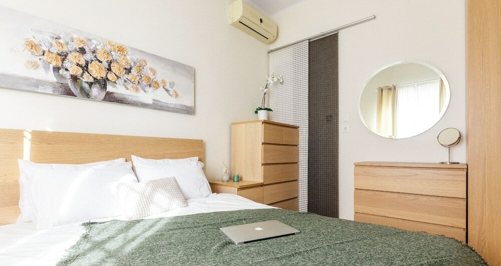 Фото Nautilus Apartments Airport by Airstay