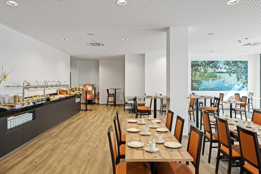 Фото Hotel Amper