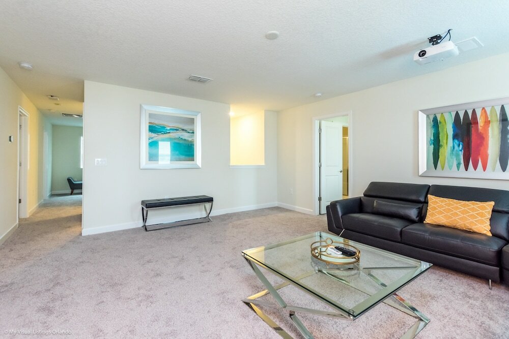 Фото 6 Bedroom Fiji Model at Champions Gate