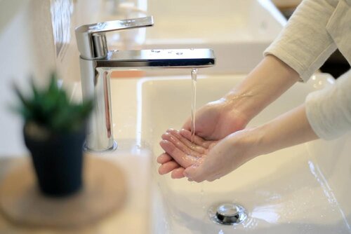 Гостиница Tottori Guest House Miraie Base - Hostel в Тоттори