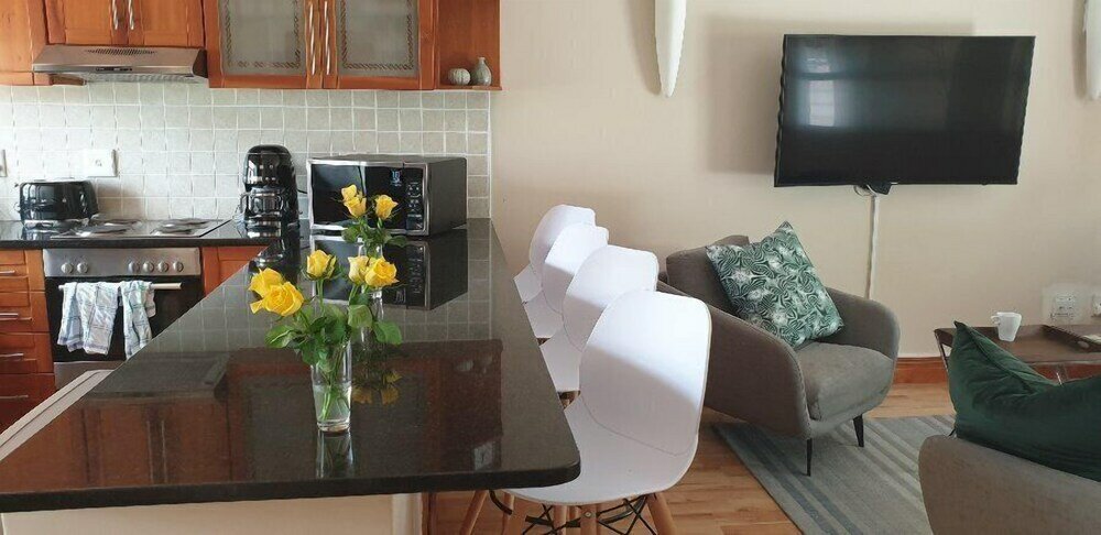 Фото High Grove Cottage