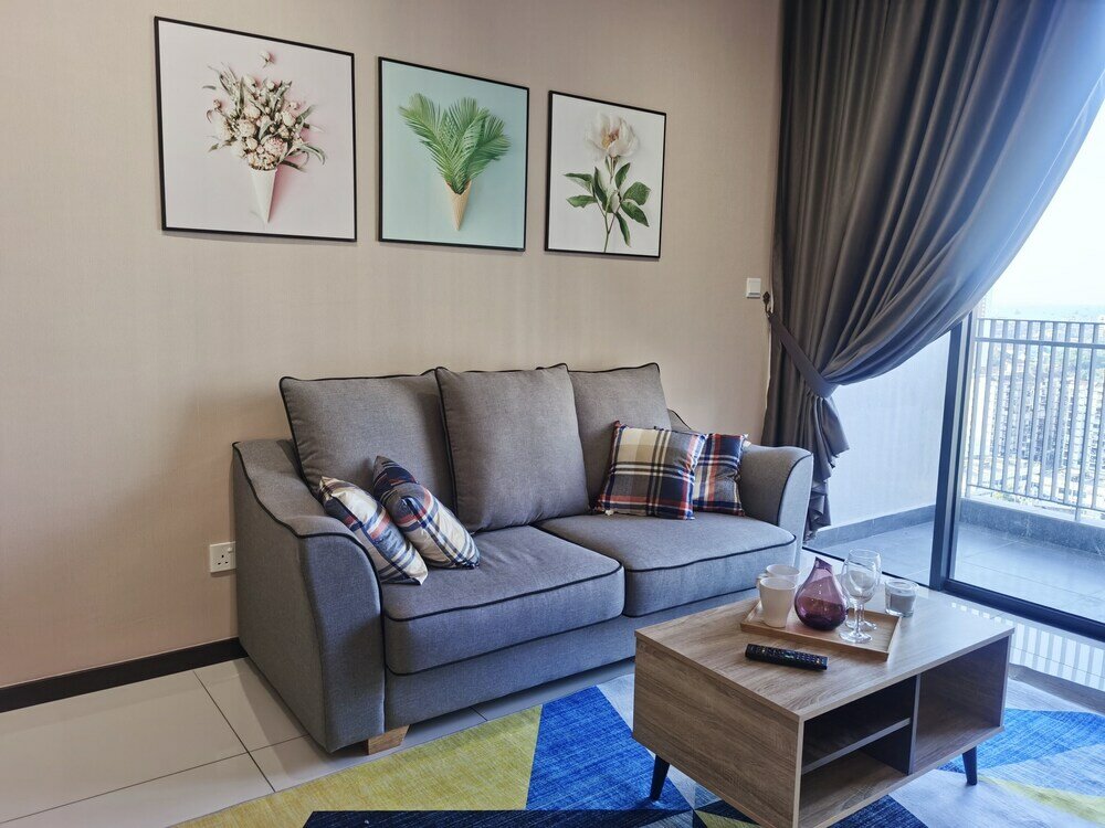 Фото Luminari Suite by Homez Suite