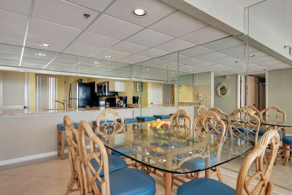 Фото Edgewater Beach Resort Tower 3- 811