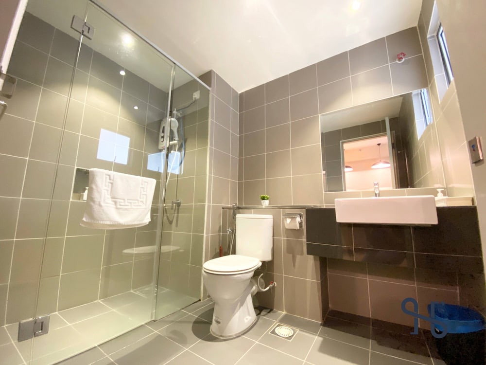 Фото Homesuite' Home @Aeropod SOVO