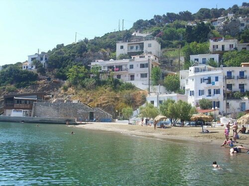 Гостиница Alkistis Cozy by The Beach Apt in Ikaria Island, Therma Ground Floor