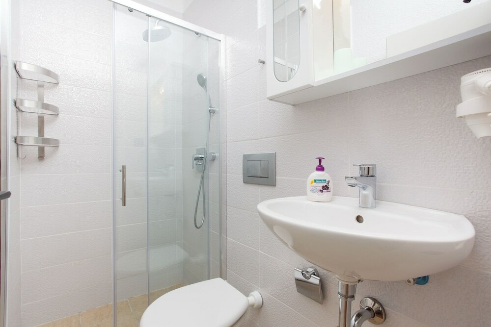 Фото Rooms Vinka Tudor