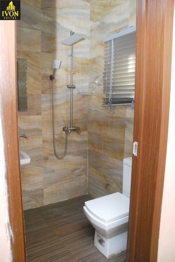 Фото Ivon Suites