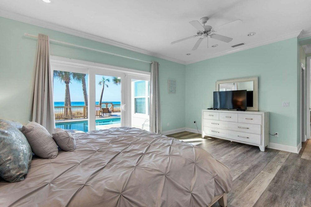 Фото Parrotdise on the Gulf