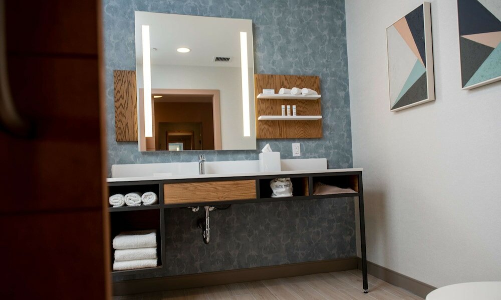 Фото Hilton Garden Inn Moncton, NB