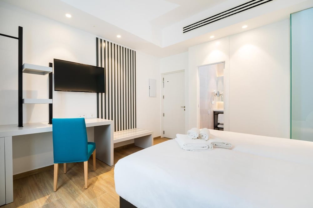 Фото Dormos Hotel