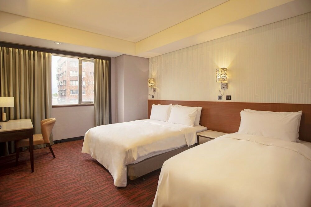 Фото Hej Taipei Arena Hotel