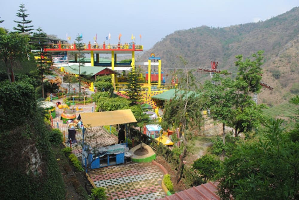 Фото отеля 2