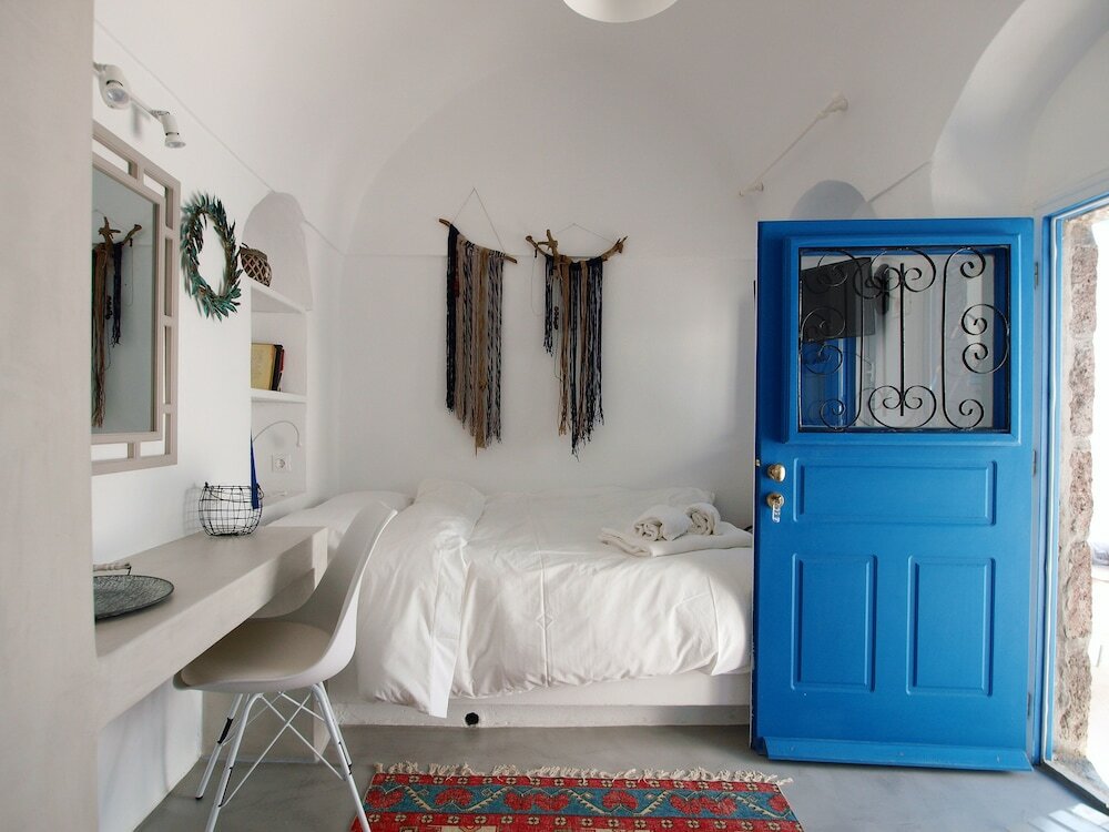 Фото Santorini Caves