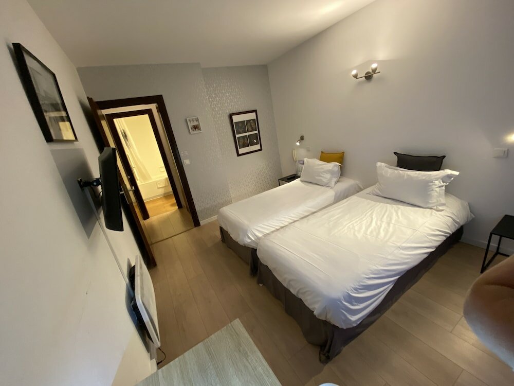 Фото Savoie Hôtel