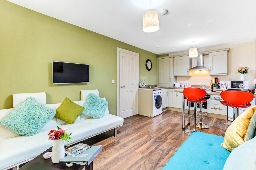 Фото The Ship's Key Aparthotel