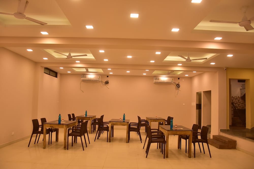 Фото Hotel Globe International