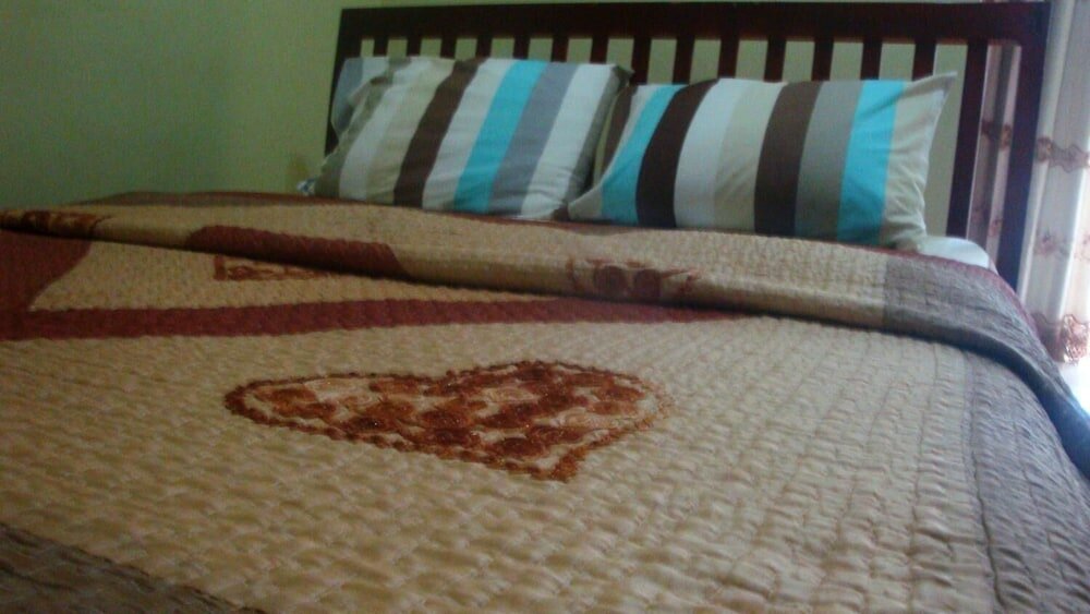 Фото Eastern Route Hotel Kireka