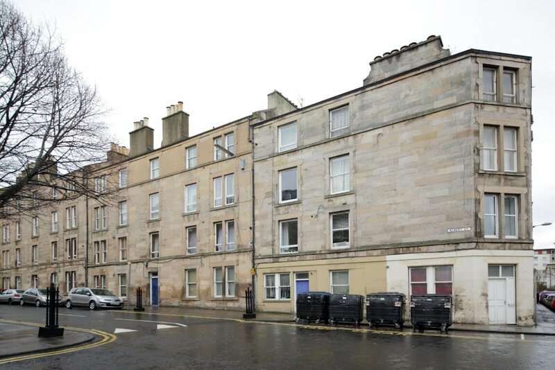 Гостиница 1 Bedroom Flat In Edinburgh в Эдинбурге