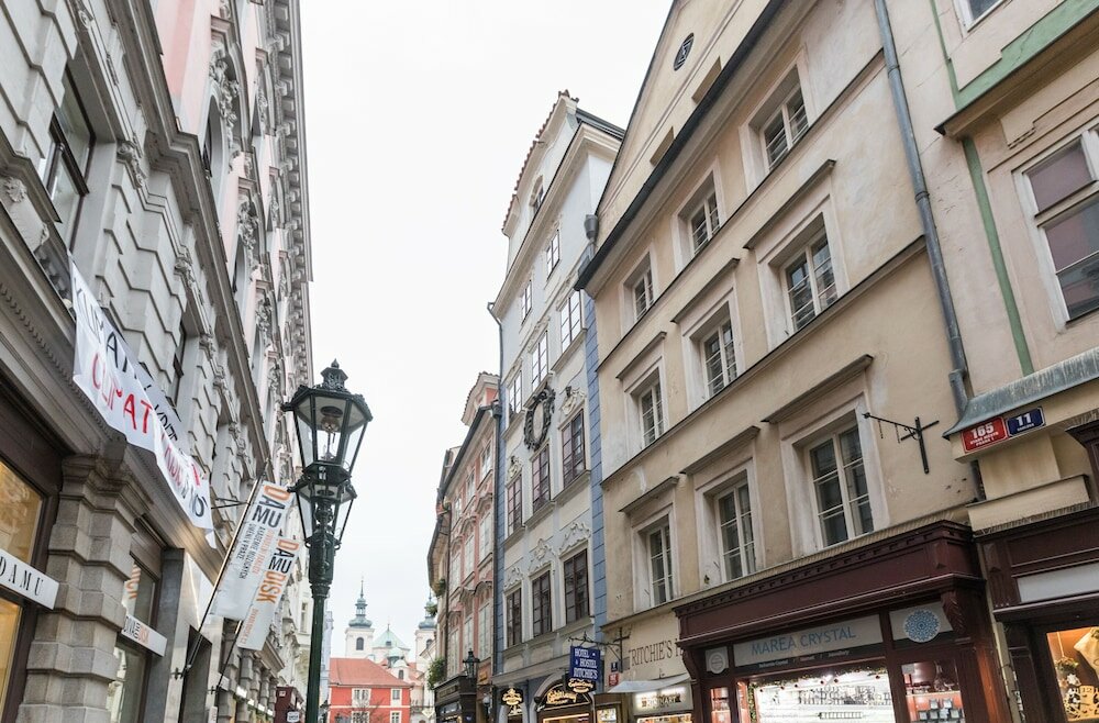 Фото Incredible 2Br Loft in Heart of Prague