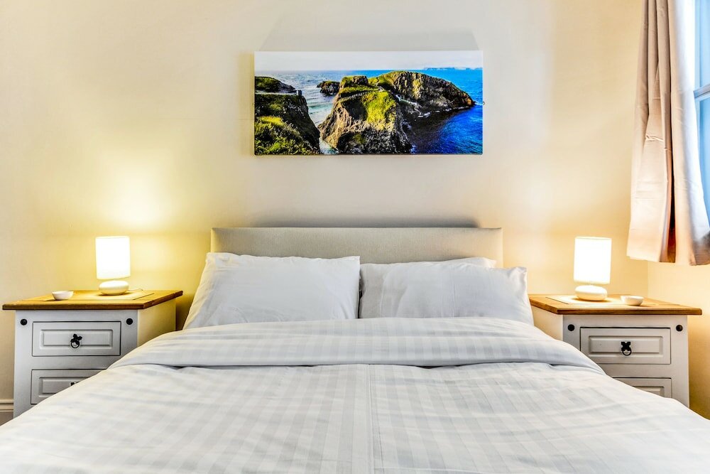 Фото The Ship's Key Aparthotel