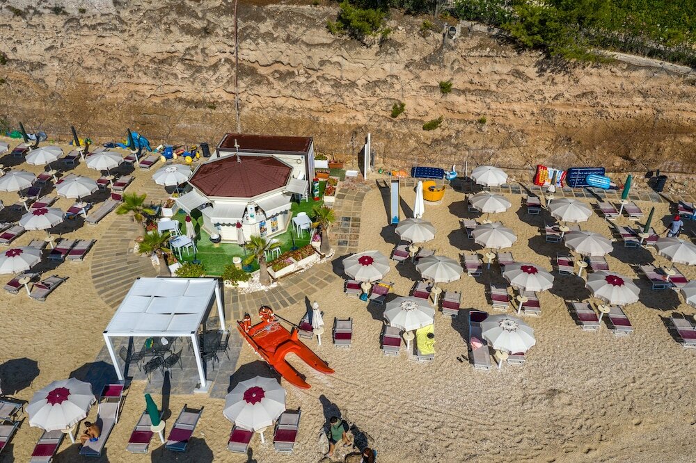 Фото Villaggio Turistico Baia Del Monaco