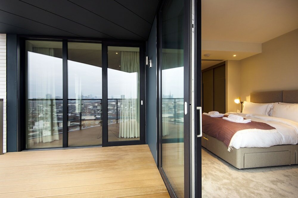 Фото Deluxe Victoria Home close to Buckingham Palace