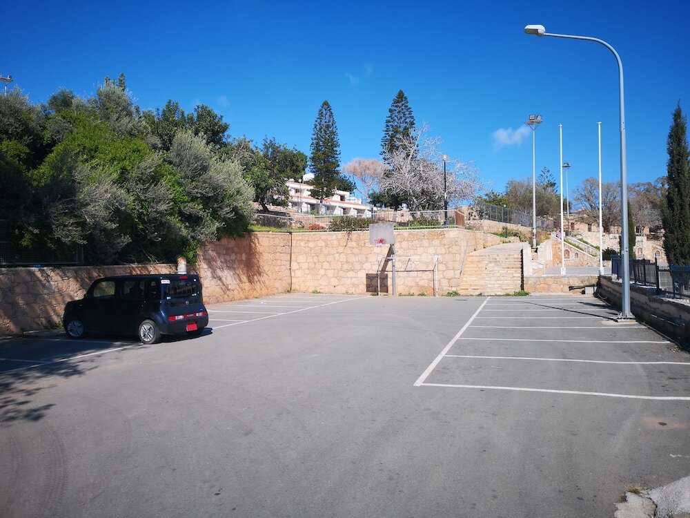 Фото Summer's Hotel Apartments