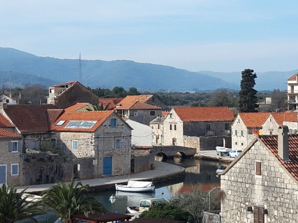 Фото Mediteran Rooms