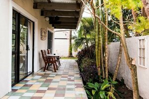 Гостиница Nahoon Mouth Guest House